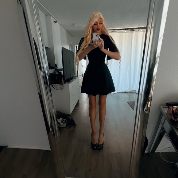 Ted Baker Dresses & Skirts - Ted Baker Black Fit and Flare Mini Dress